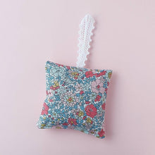 Load image into Gallery viewer, 3pcs Handmade Lavender Sachets - ARLEY GARDENS Liberty Print