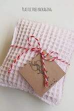 Load image into Gallery viewer, Zero Waste Scourer in Waffle Cotton & Natural Hessian
